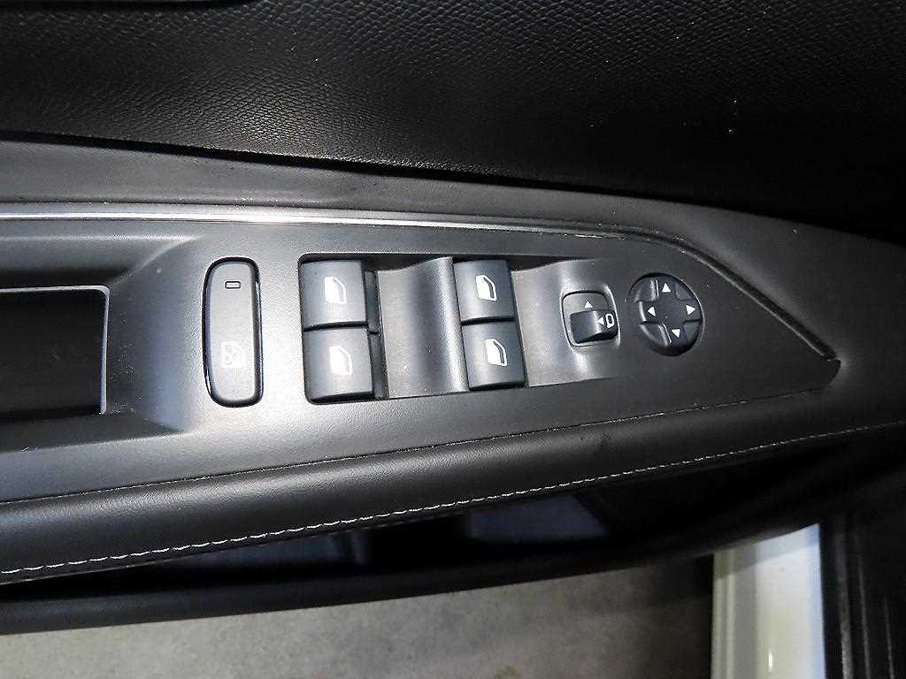 Peugeot 3008 2018 Blanco - Importación desde Corea - HF Imports Iquique - Foto 13