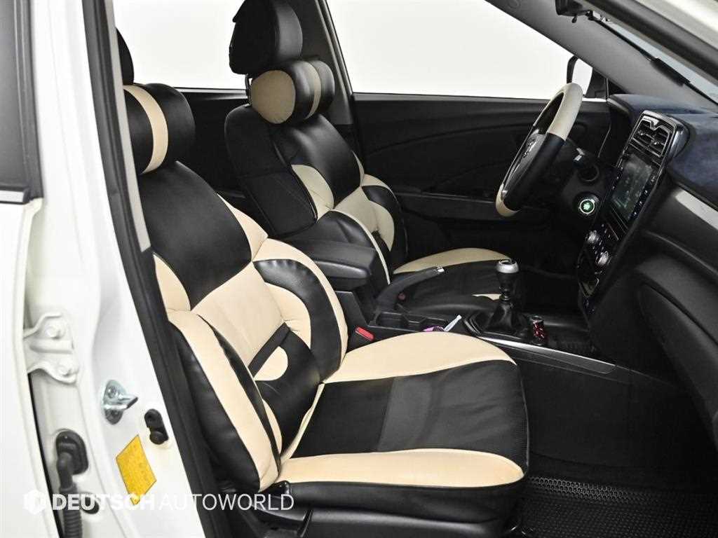 Ssangyong Tivoli - Vista 10