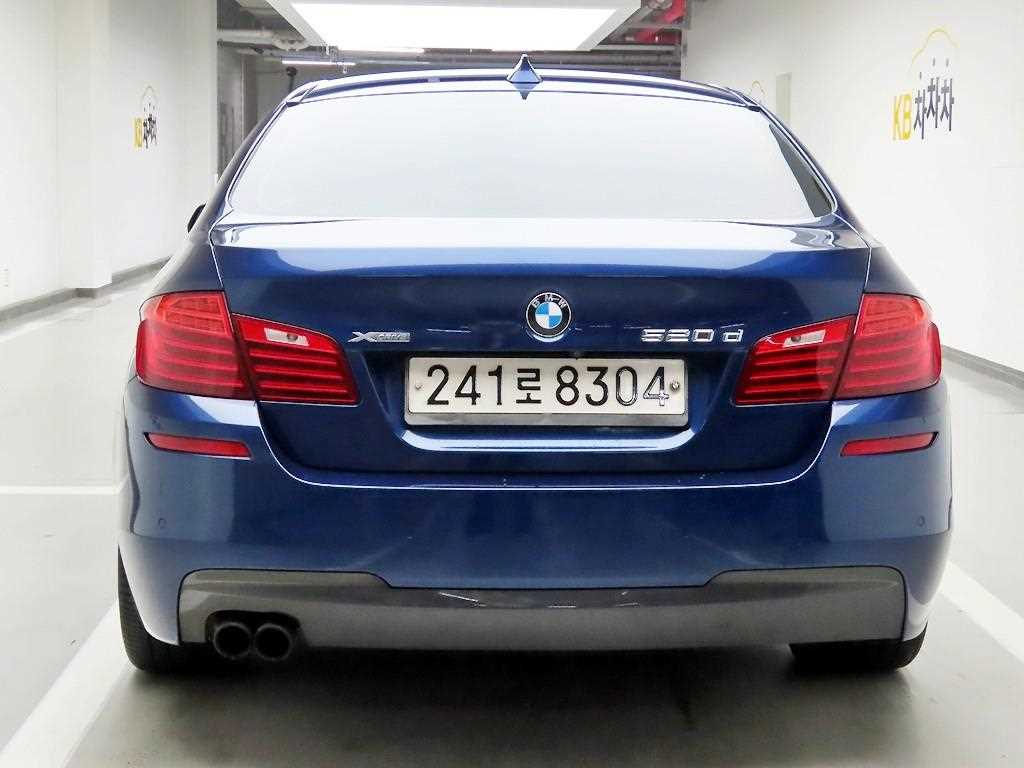 BMW 5 Series - Vista 3