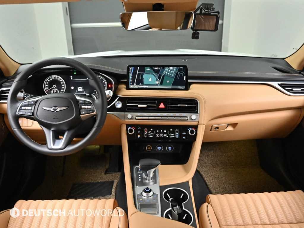 Genesis G70 - Vista 7