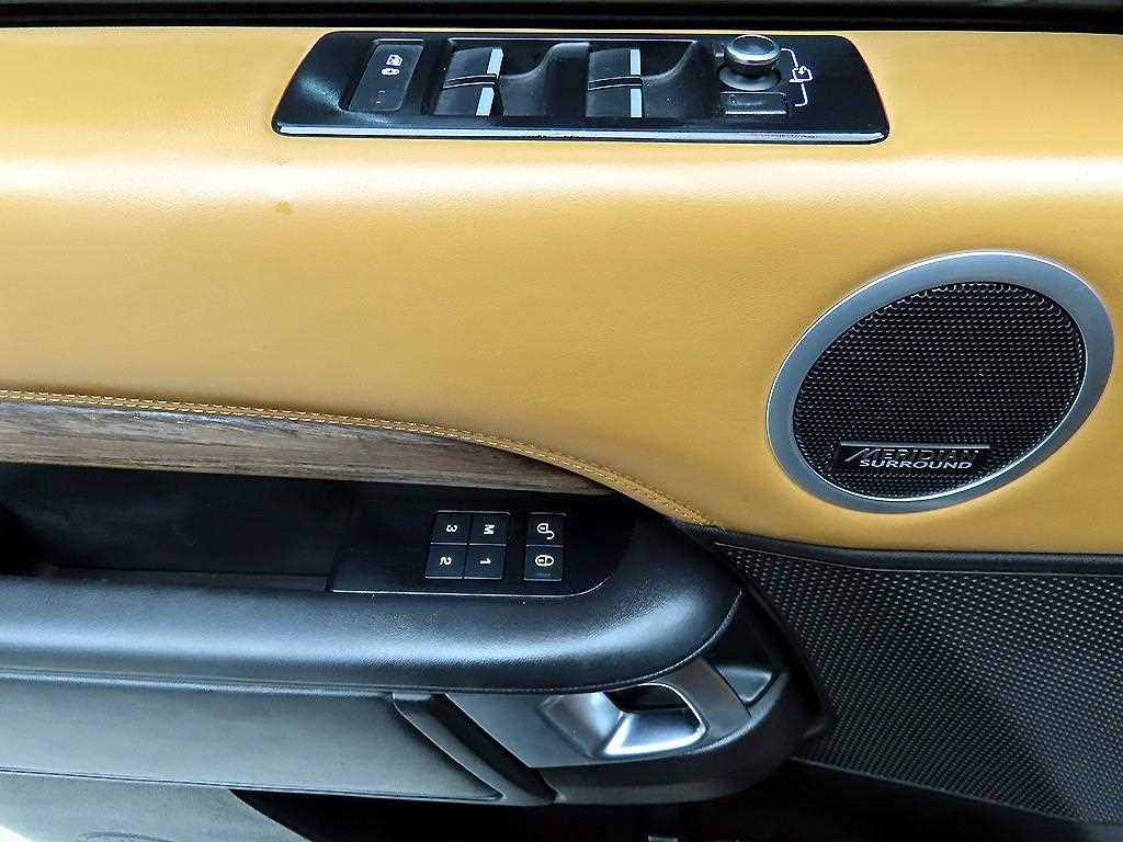 Land Rover Discovery - Vista 11