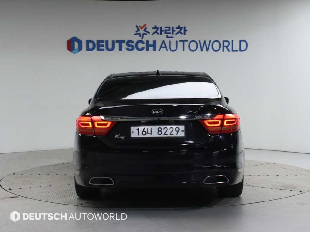 KIA K9 - Vista 4