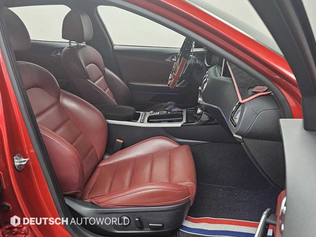 KIA Stinger - Vista 10