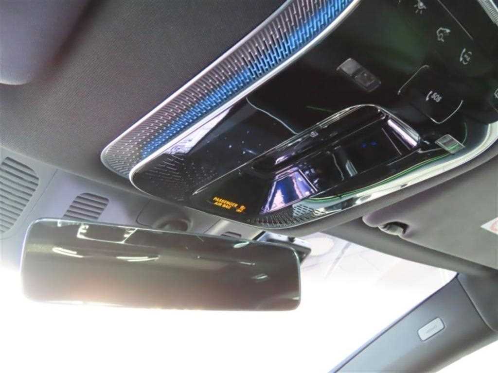 Mercedes Benz EQS - Vista 10