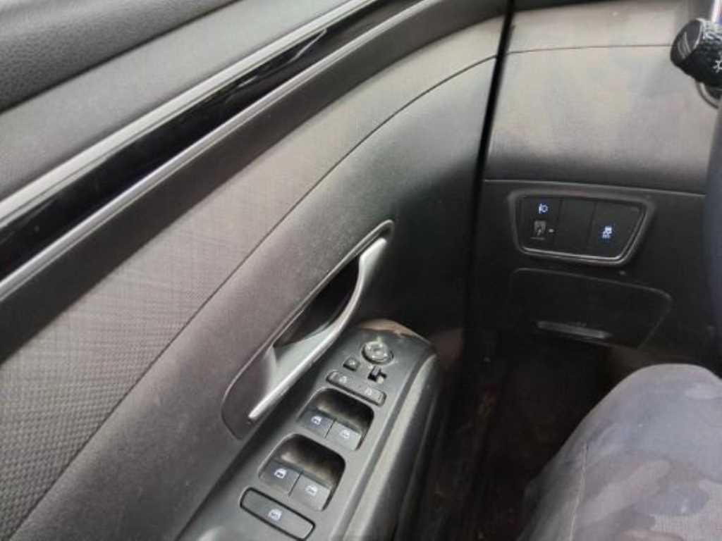 HYUNDAI Tucson - Vista 7