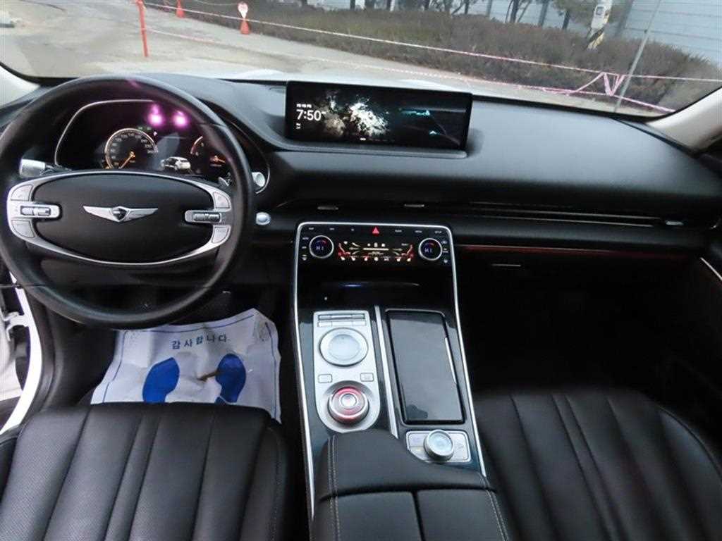 Genesis GV80 - Vista 9