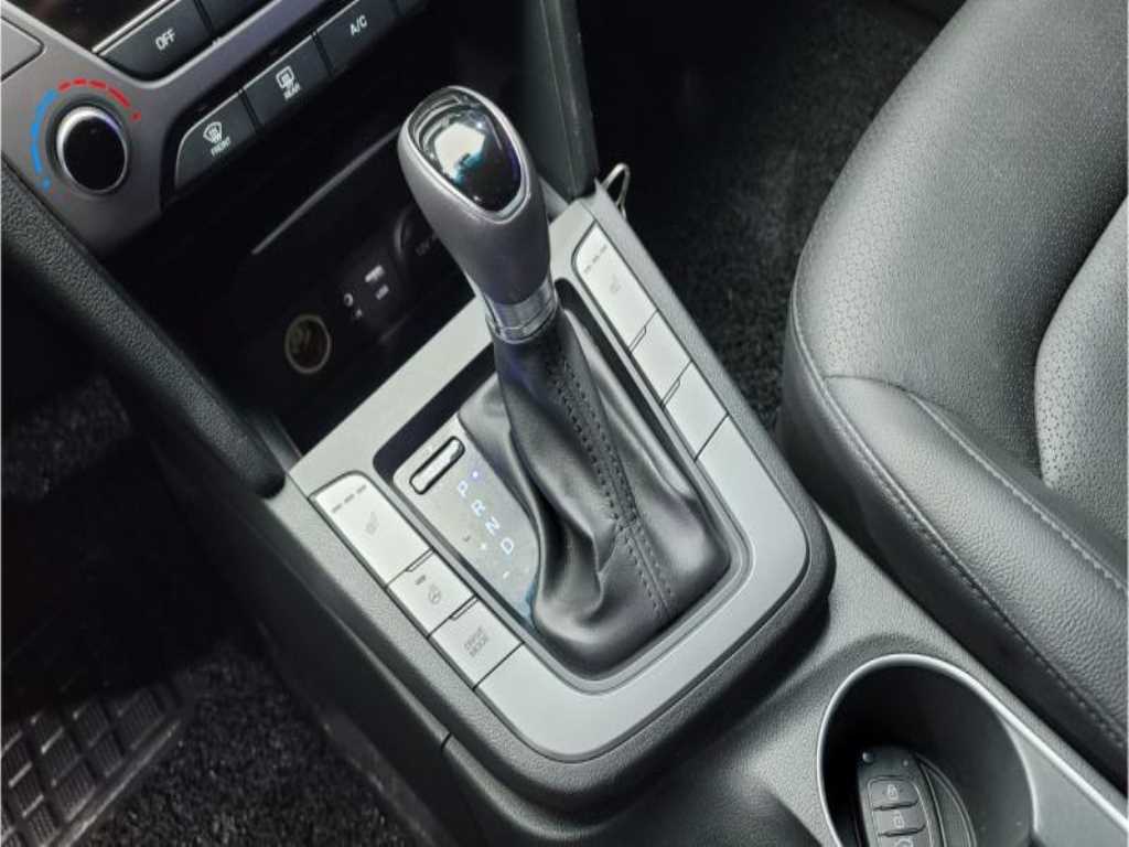 HYUNDAI Avante 2017 - Importación desde Corea - HF Imports Iquique - Foto 16