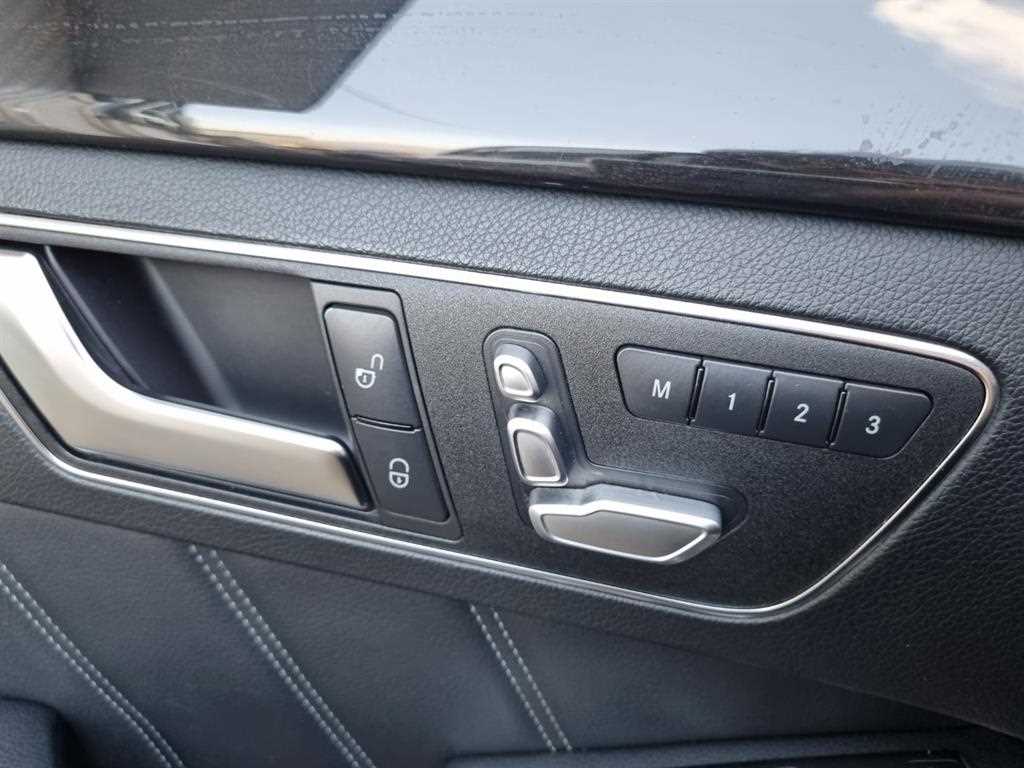 Mercedes Benz E class - Vista 6