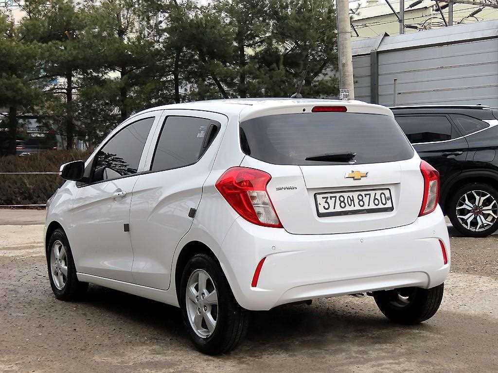 Chevrolet Spark - Vista 3