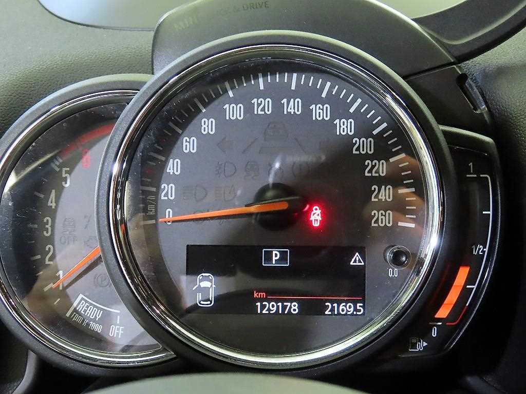 Mini Countryman - Vista 9