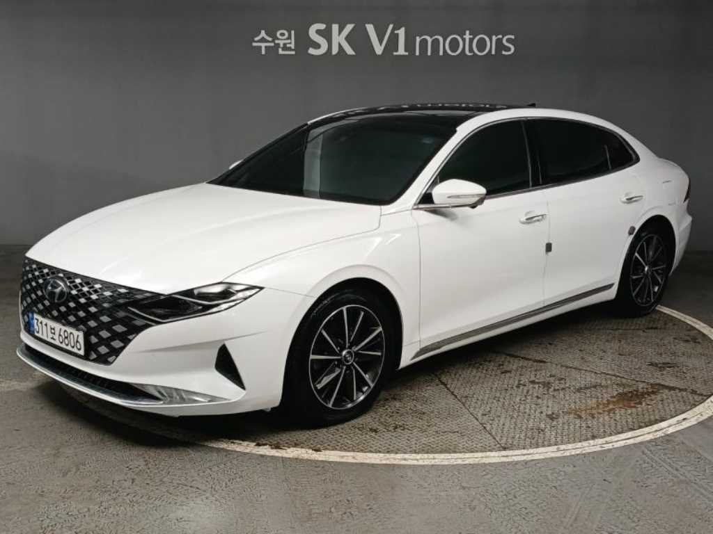 HYUNDAI Grandeur - Vista 2