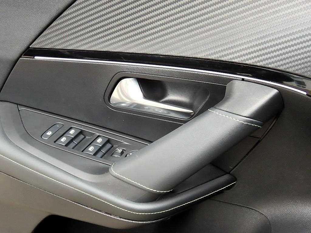 Peugeot 2008 - Vista 11