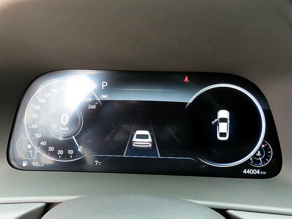 HYUNDAI Sonata - Vista 9