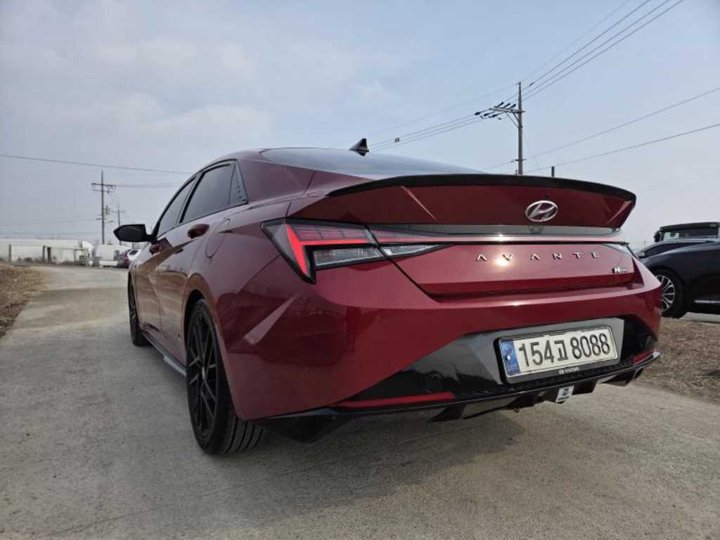 HYUNDAI Avante - Vista 4