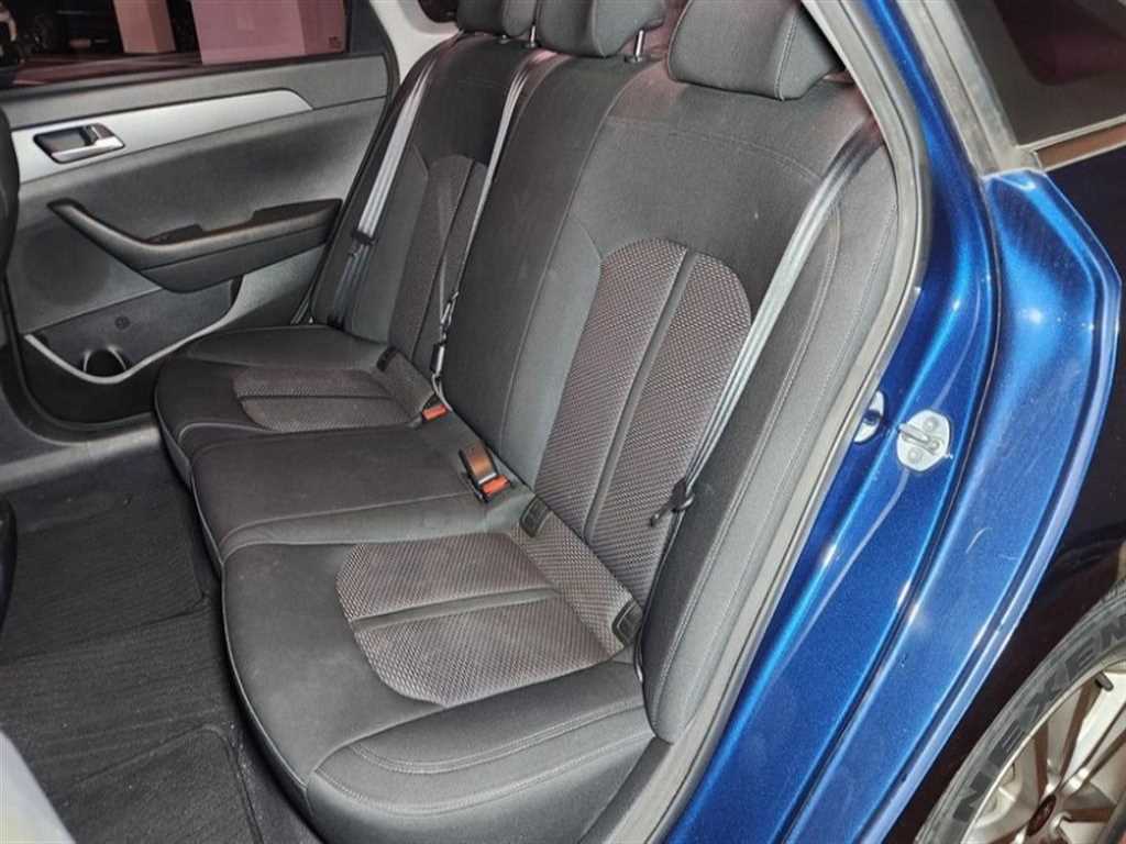 HYUNDAI Sonata - Vista 8