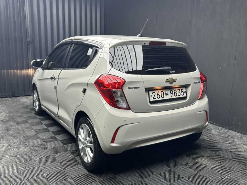 Chevrolet Spark - Vista 4