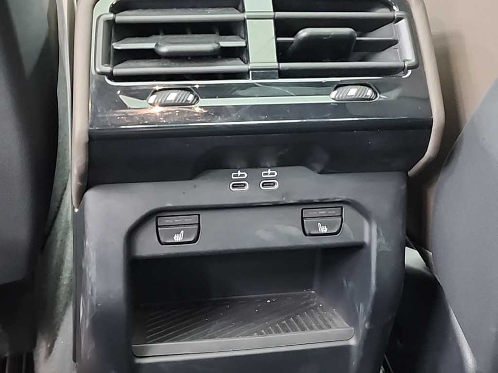 BMW 5 Series 2024 Negro - Importación desde Corea - HF Imports Iquique - Foto 13