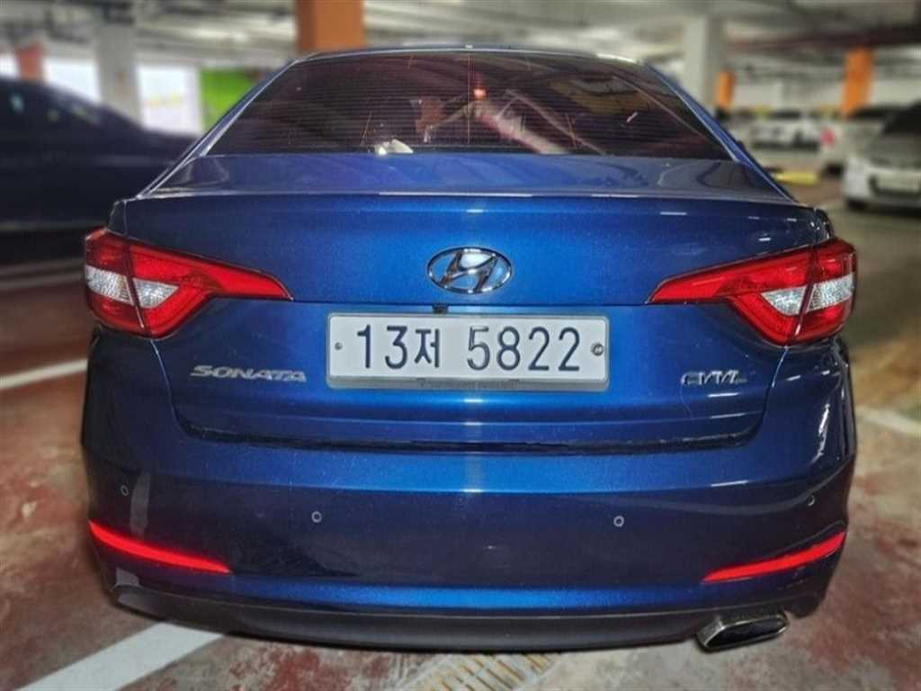 HYUNDAI Sonata - Vista 2