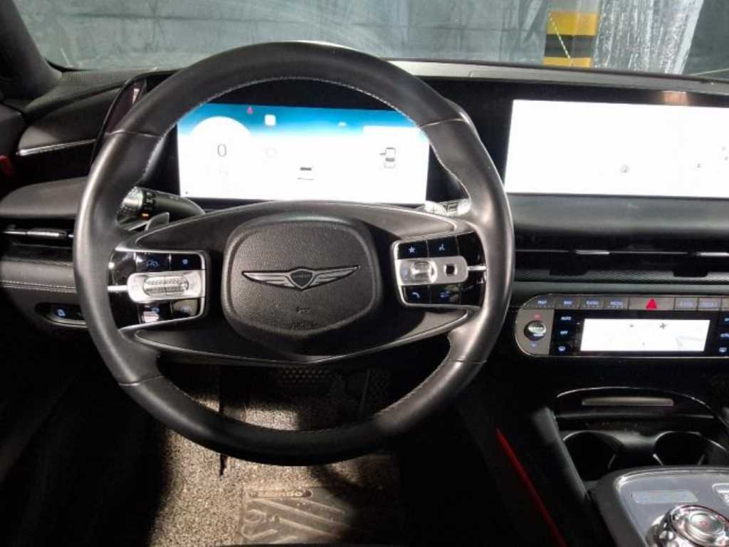 Genesis G90 - Vista 4