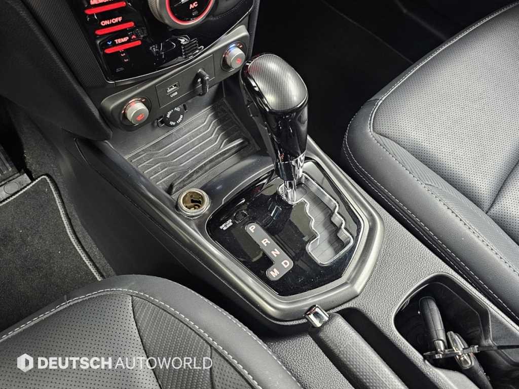 Ssangyong Tivoli - Vista 9