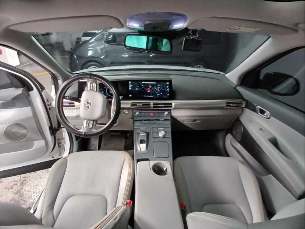 HYUNDAI Nexo - Vista 6