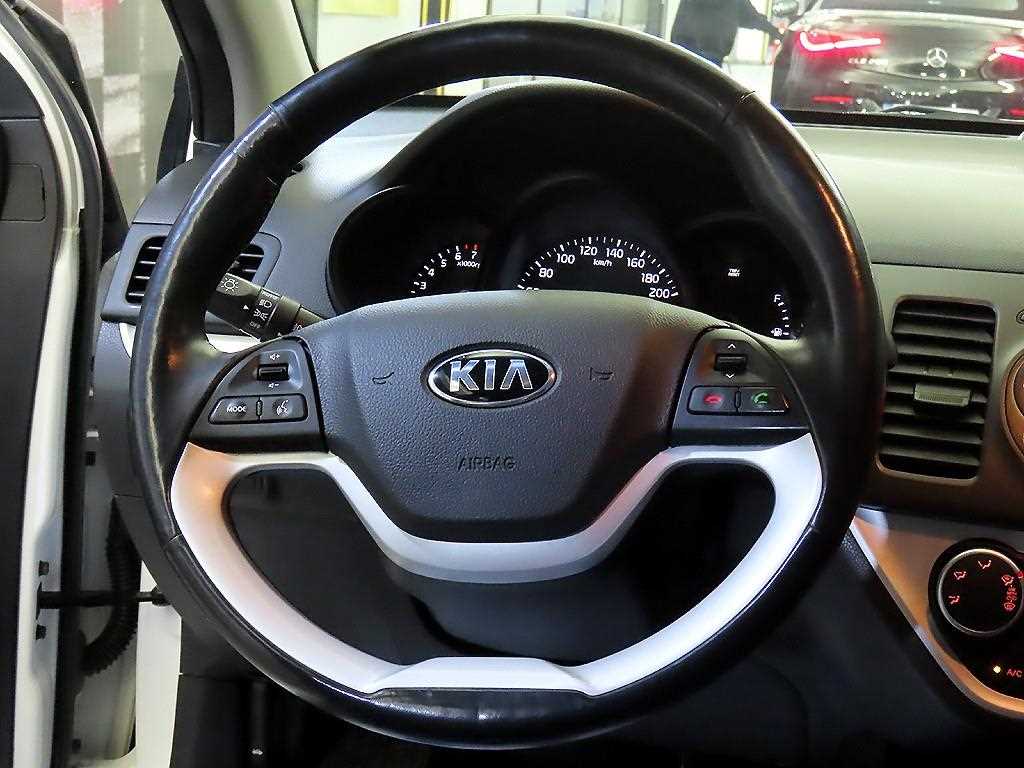 KIA Morning - Vista 8