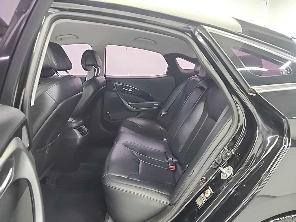 HYUNDAI Grandeur - Vista 12