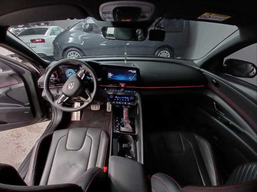 HYUNDAI Avante - Vista 6