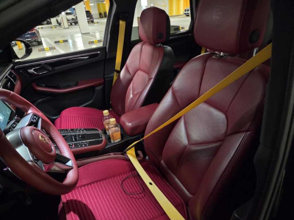 Porsche Macan - Vista 12