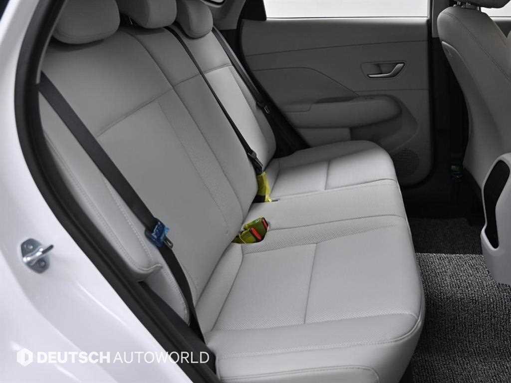 HYUNDAI Kona - Vista 12