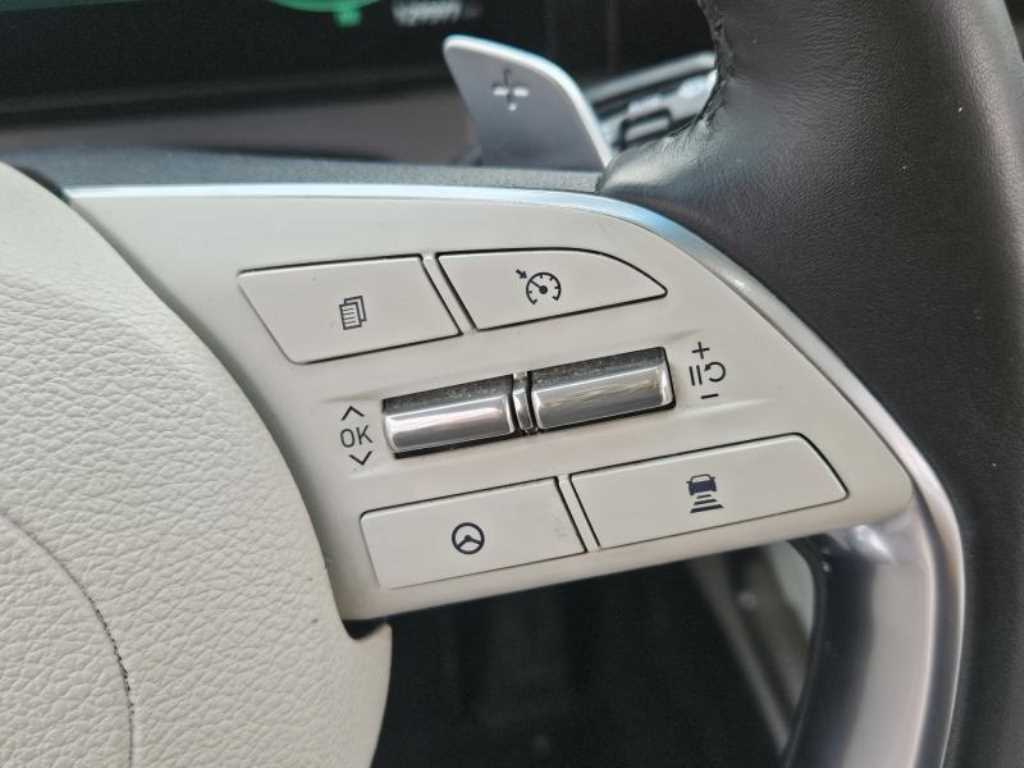 HYUNDAI Grandeur - Vista 7