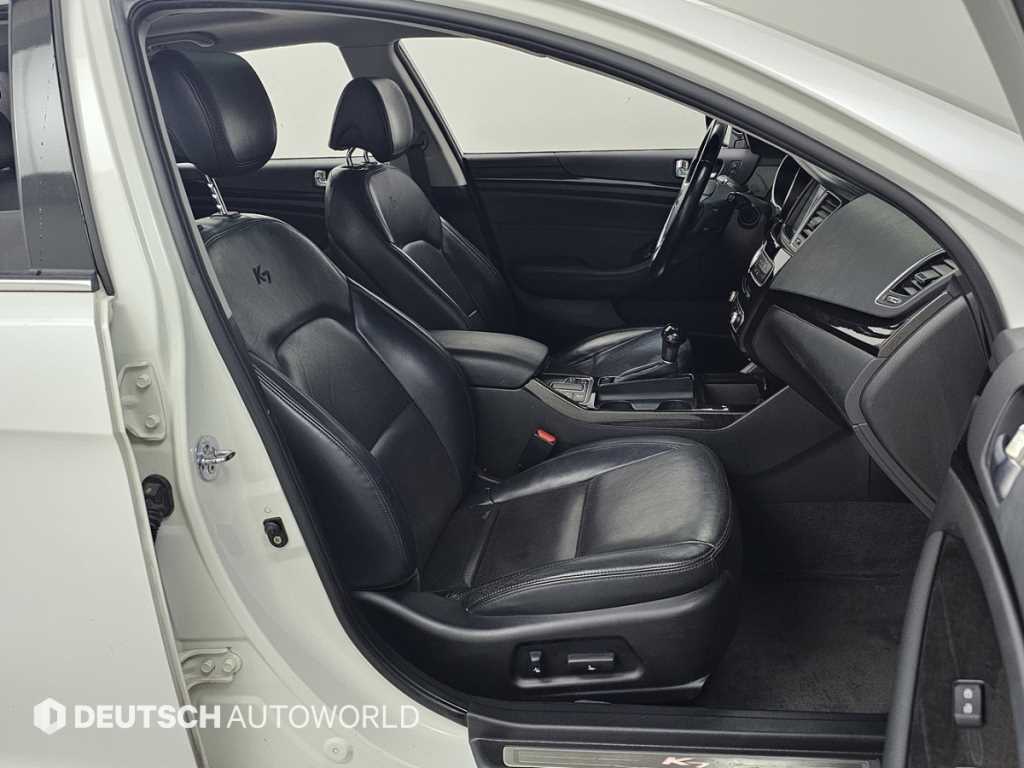 KIA K7 - Vista 10