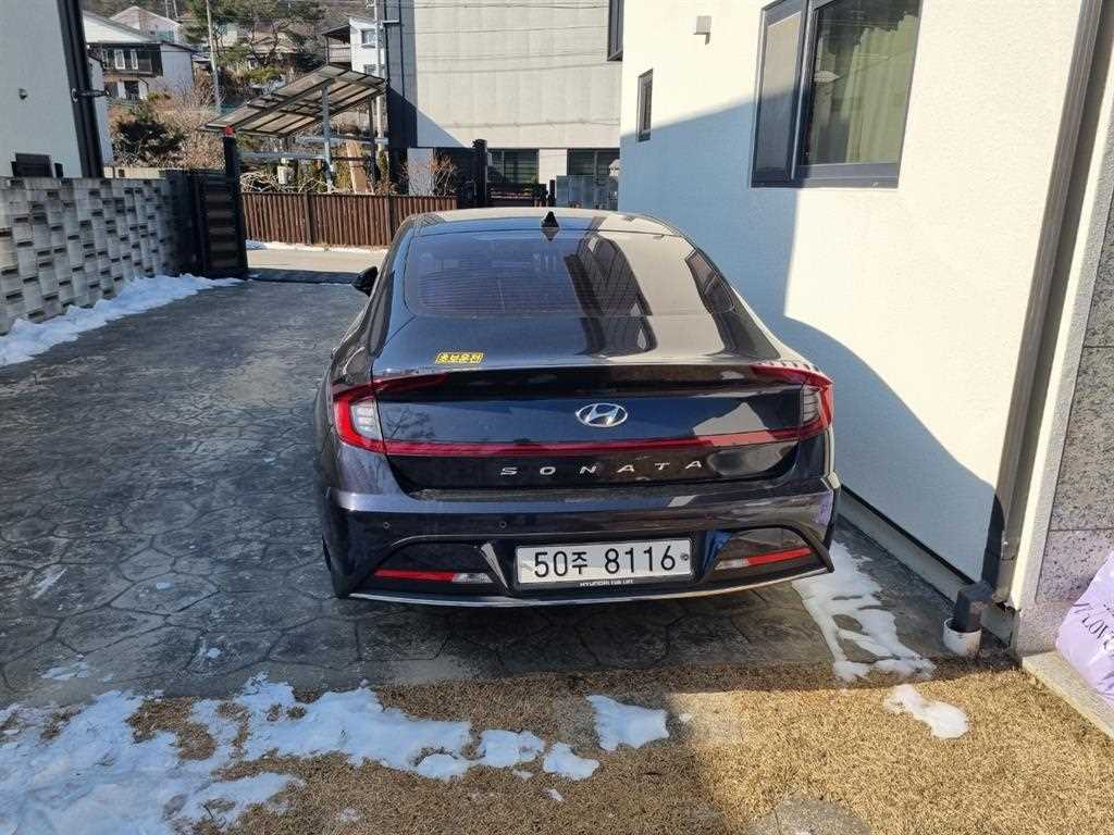 HYUNDAI Sonata - Vista 3