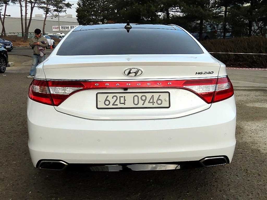 HYUNDAI Grandeur - Vista 4