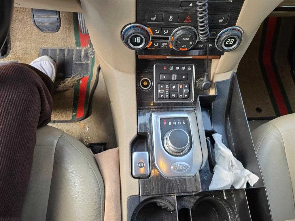 Land Rover Discovery - Vista 10