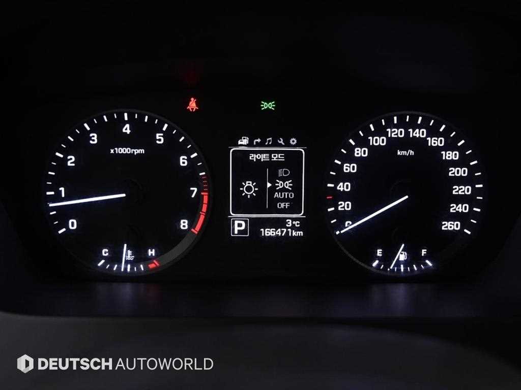 HYUNDAI Sonata - Vista 8