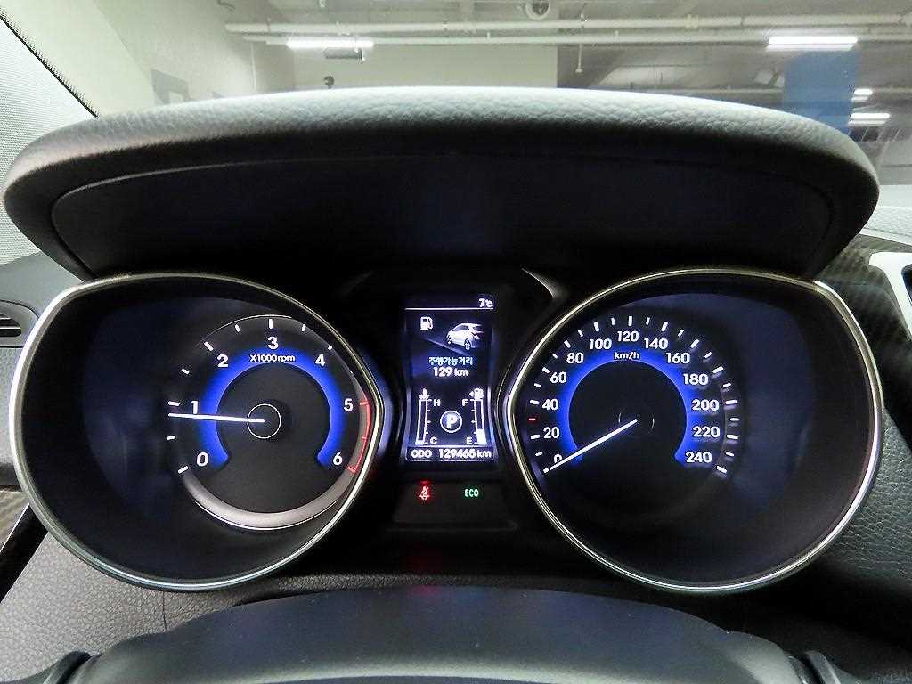 HYUNDAI i30 - Vista 6