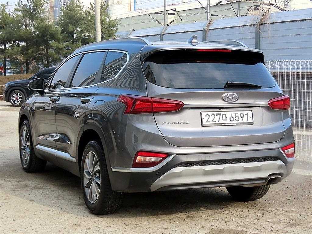 HYUNDAI Santa Fe - Vista 3