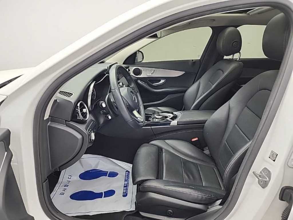 Mercedes Benz C Class - Vista 11