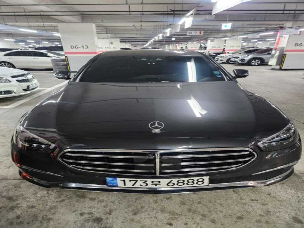 Mercedes Benz E class 2021 Gris - Importación desde Corea - HF Imports Iquique - Foto 1