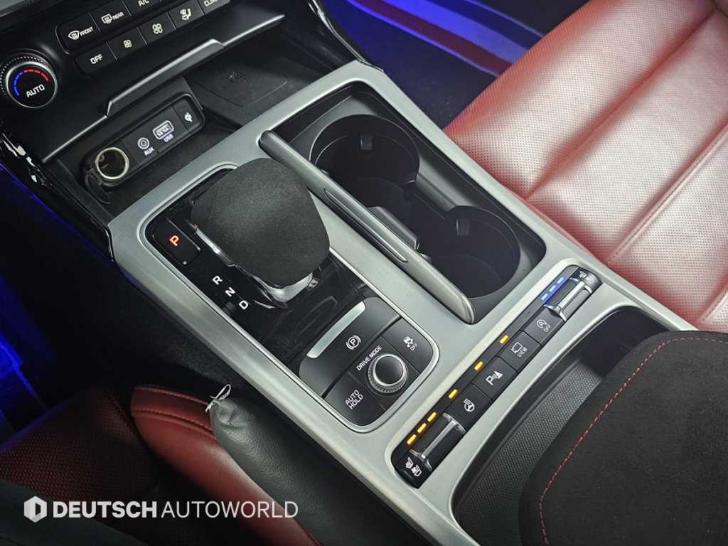 KIA Stinger - Vista 9