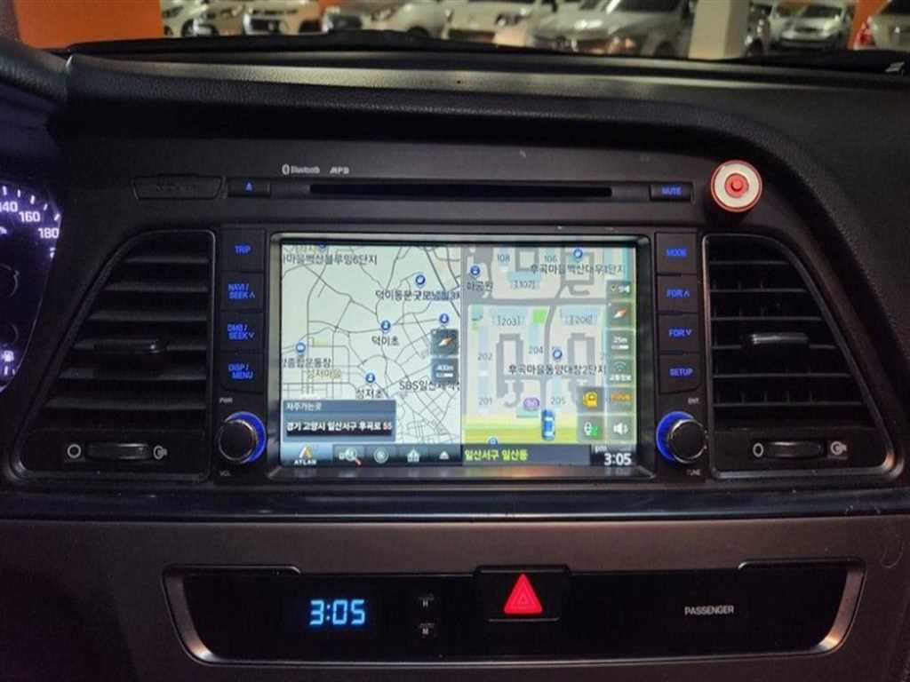 HYUNDAI Sonata - Vista 11