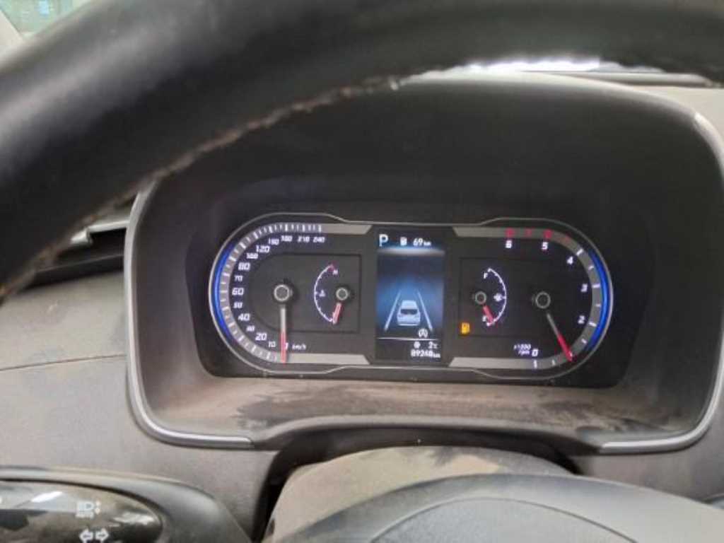 HYUNDAI Tucson - Vista 5