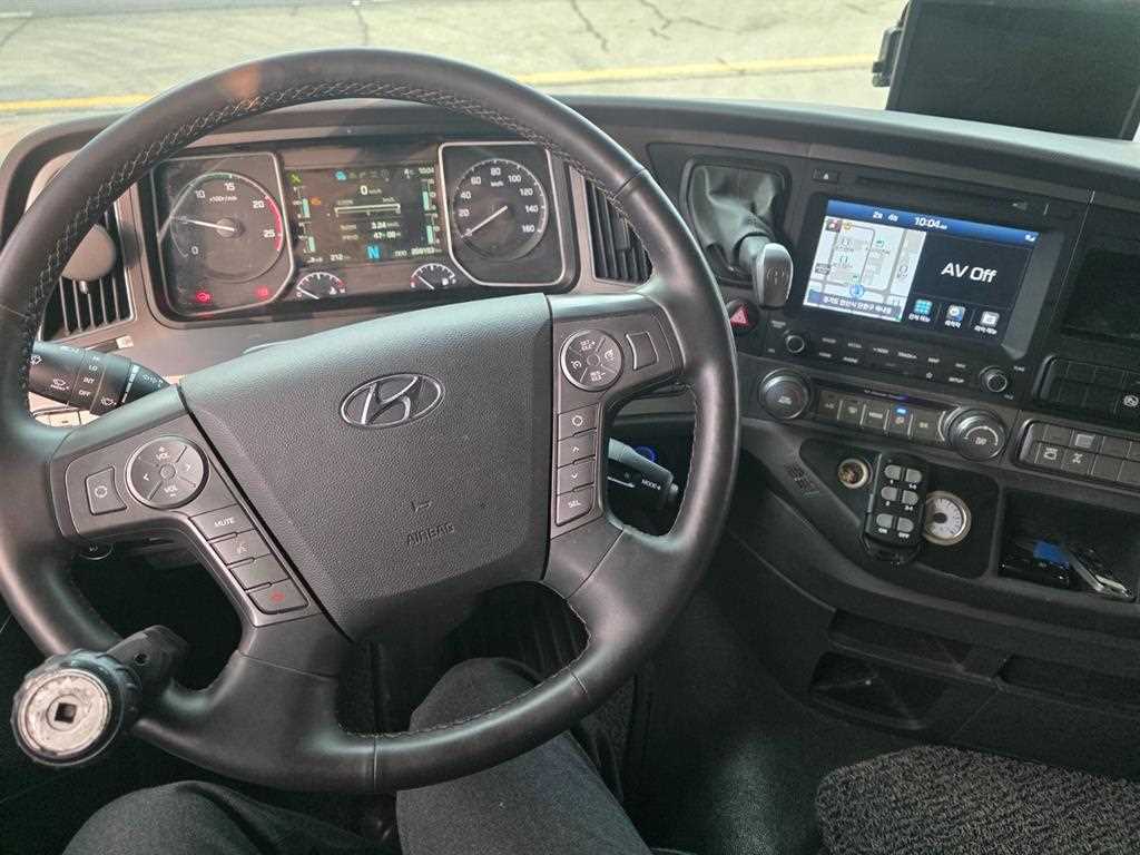 medium and large cargo Rory - Vista 10