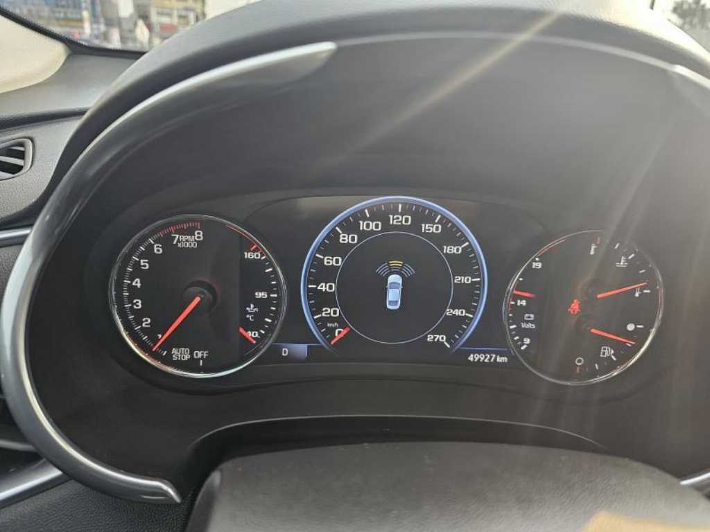 Chevrolet Malibu - Vista 6