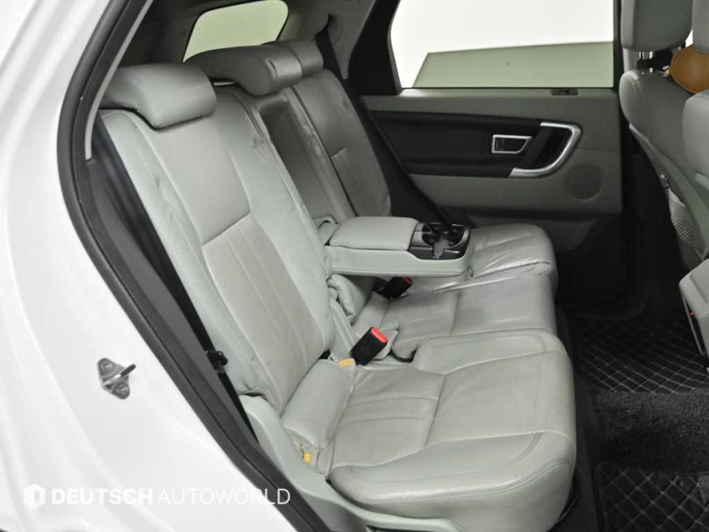 Land Rover Discovery Sports - Vista 12