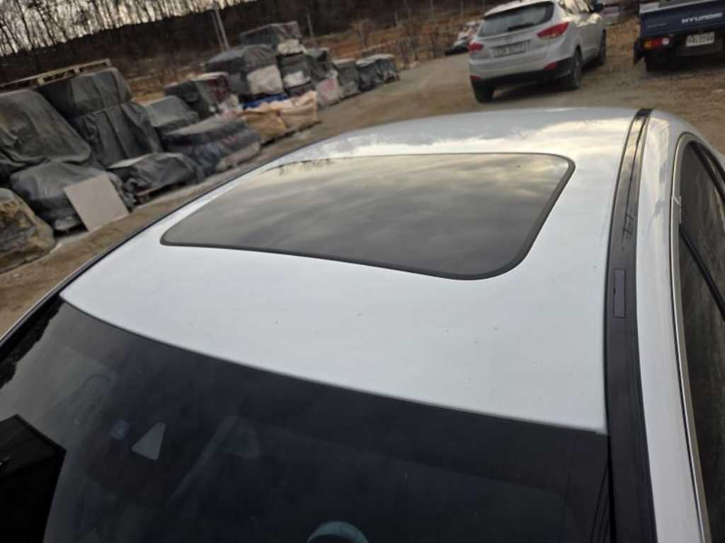 Mercedes Benz C Class - Vista 8