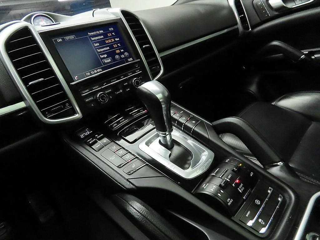 Porsche Cayenne - Vista 10