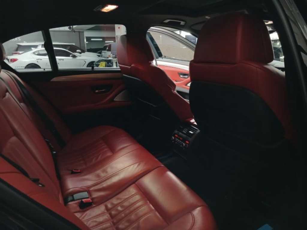 BMW 5 Series - Vista 7