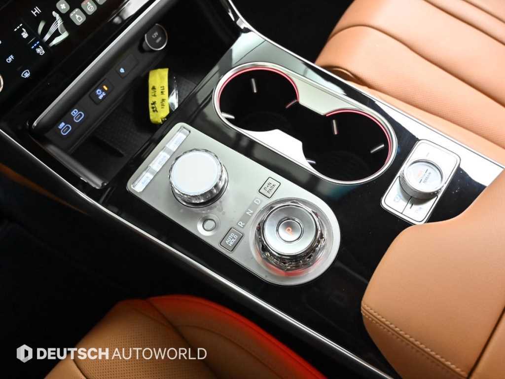 Genesis GV80 - Vista 9